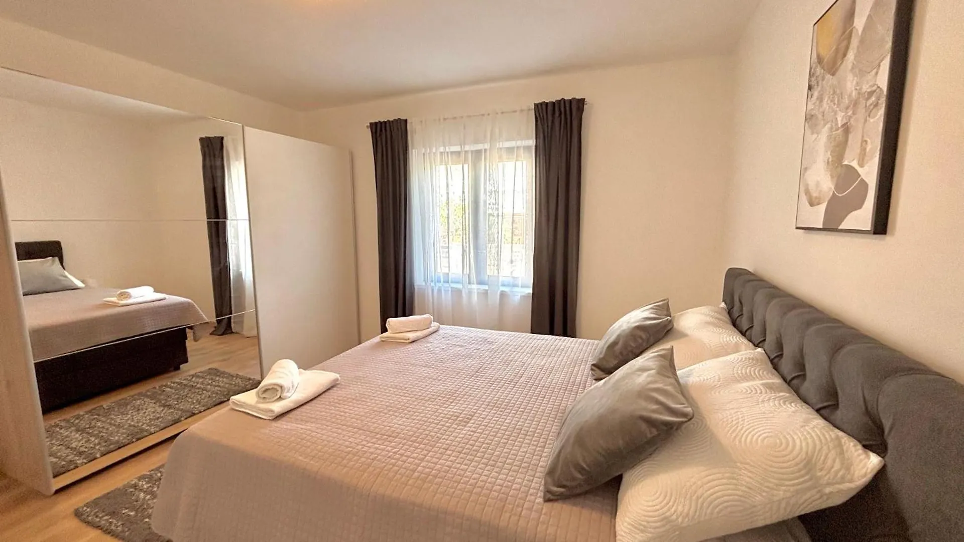 Modern Apartment Kali - With Panoramic View